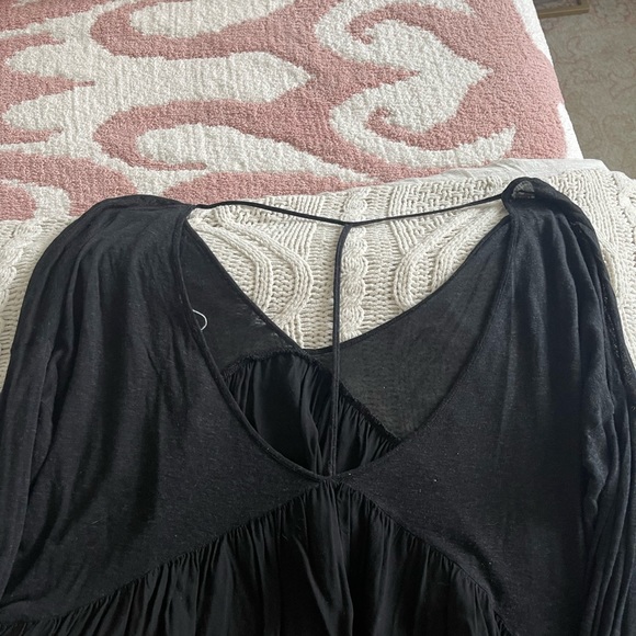 UO Kimchi Blue Open Back Black Top - Picture 4 of 5